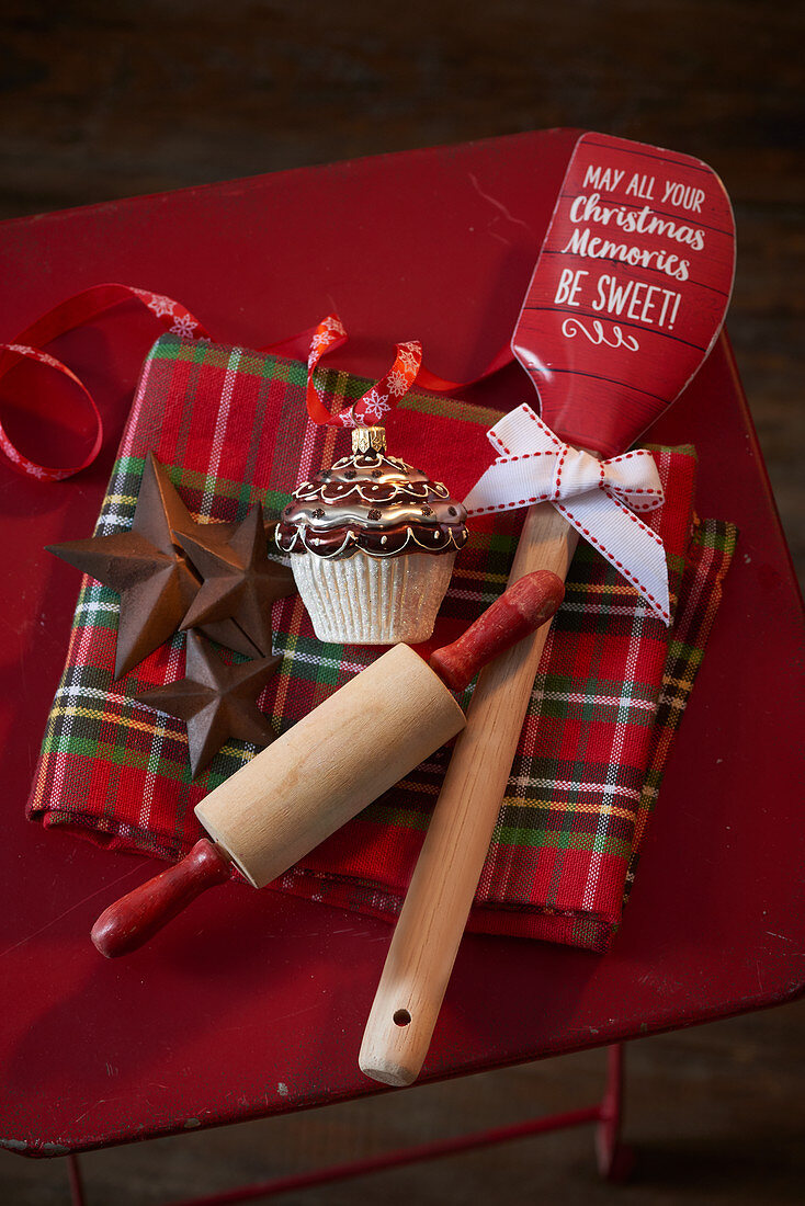 Festive baking utensils and Christmas-tree decorations