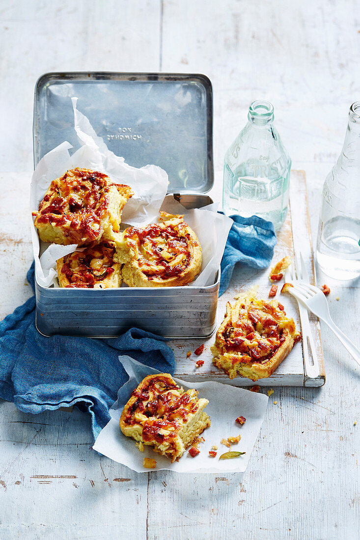 Loaded Pepperoni Pizza Scrolls