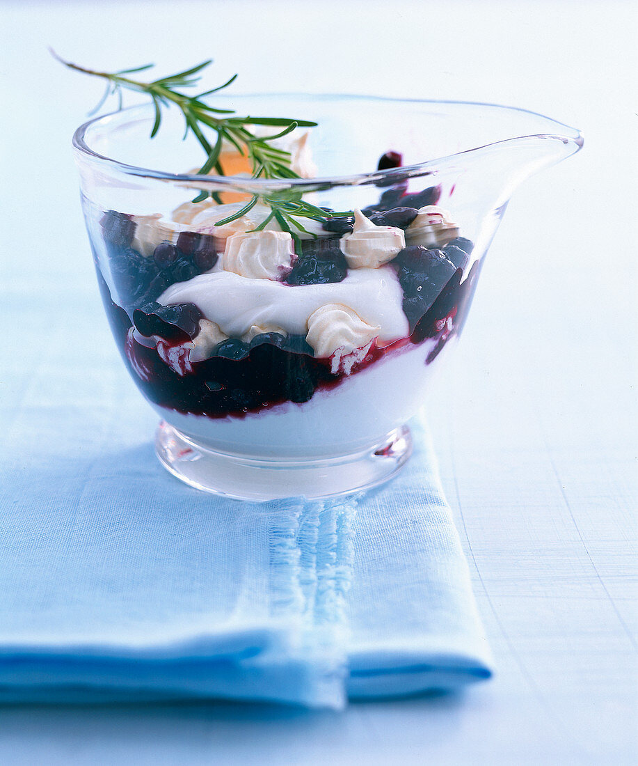 Blueberry and rosemary cream with meringue kisses