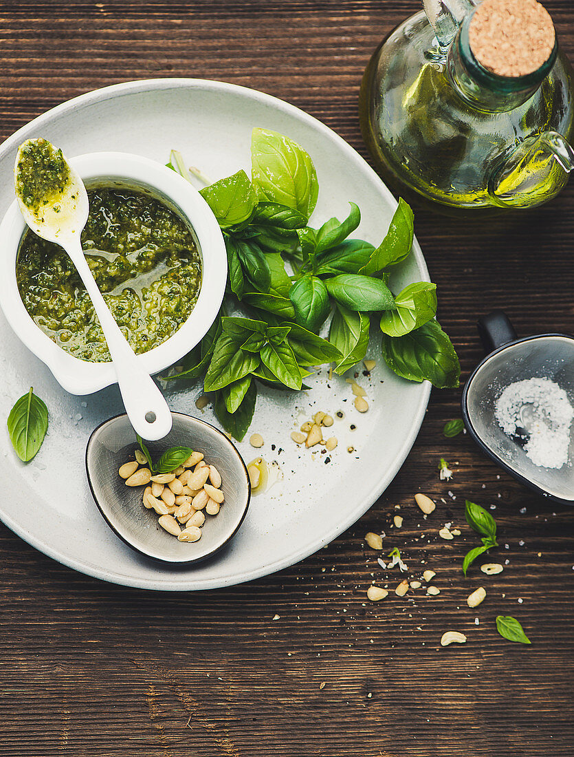 Selbstgemachtes Pesto