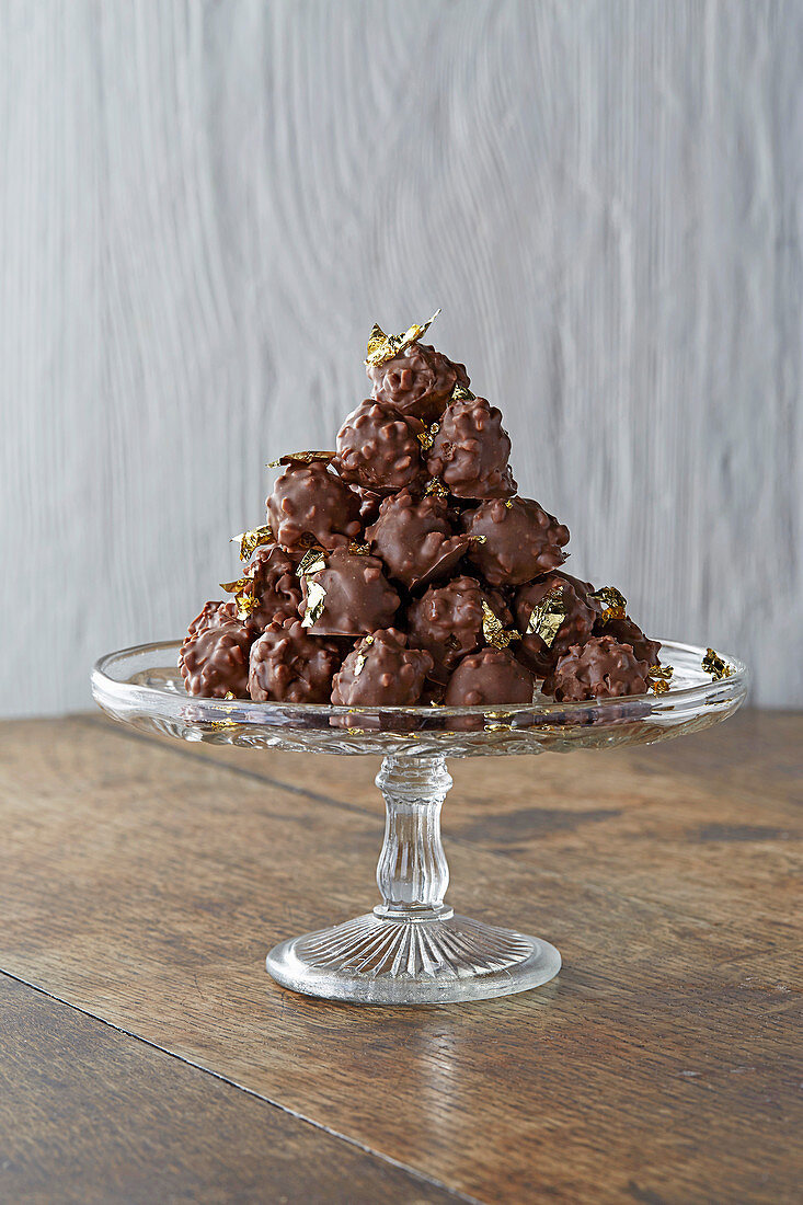 Hazelnut rochers