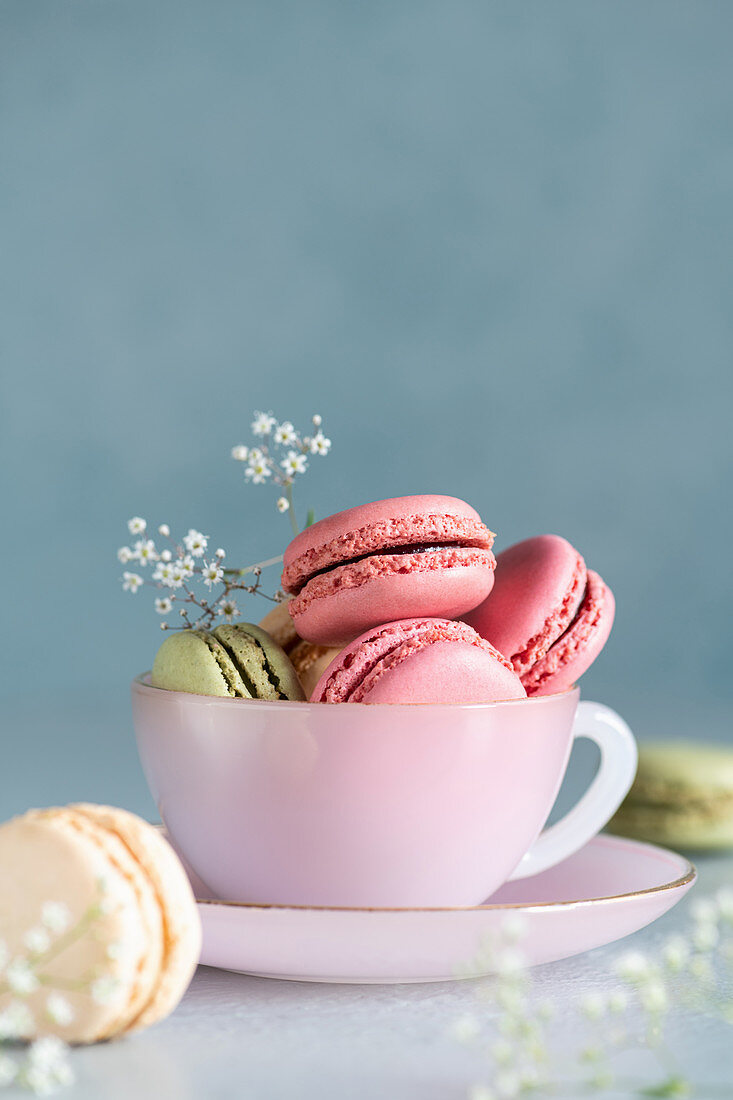 Pistachio and raspberry macarons