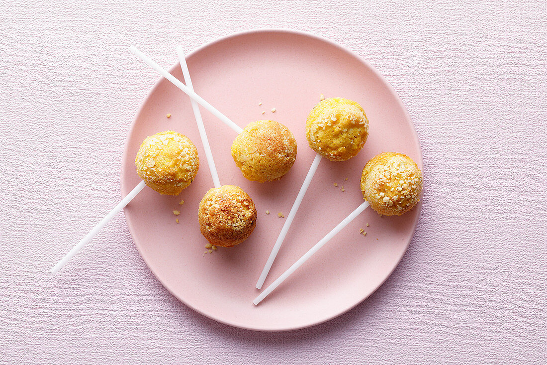 Sweet potato cake pops with dried pineapple