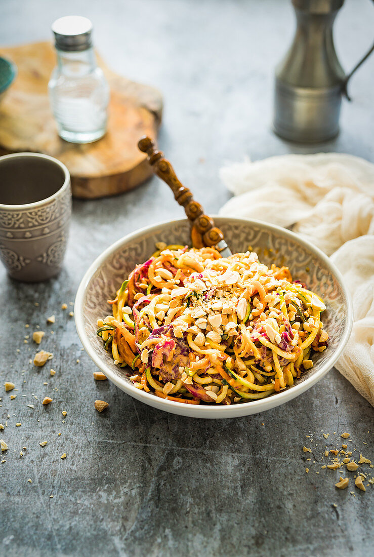 Zoodles salad with peanuts