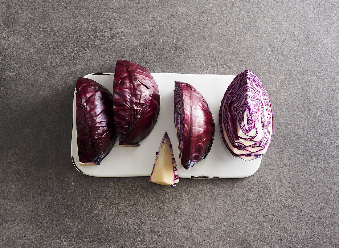 Red cabbage, quartered and destemmed