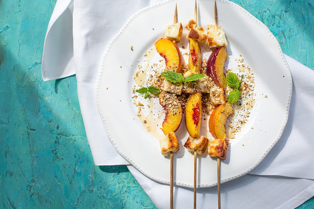 Grilled halloumi skewers with nectarines