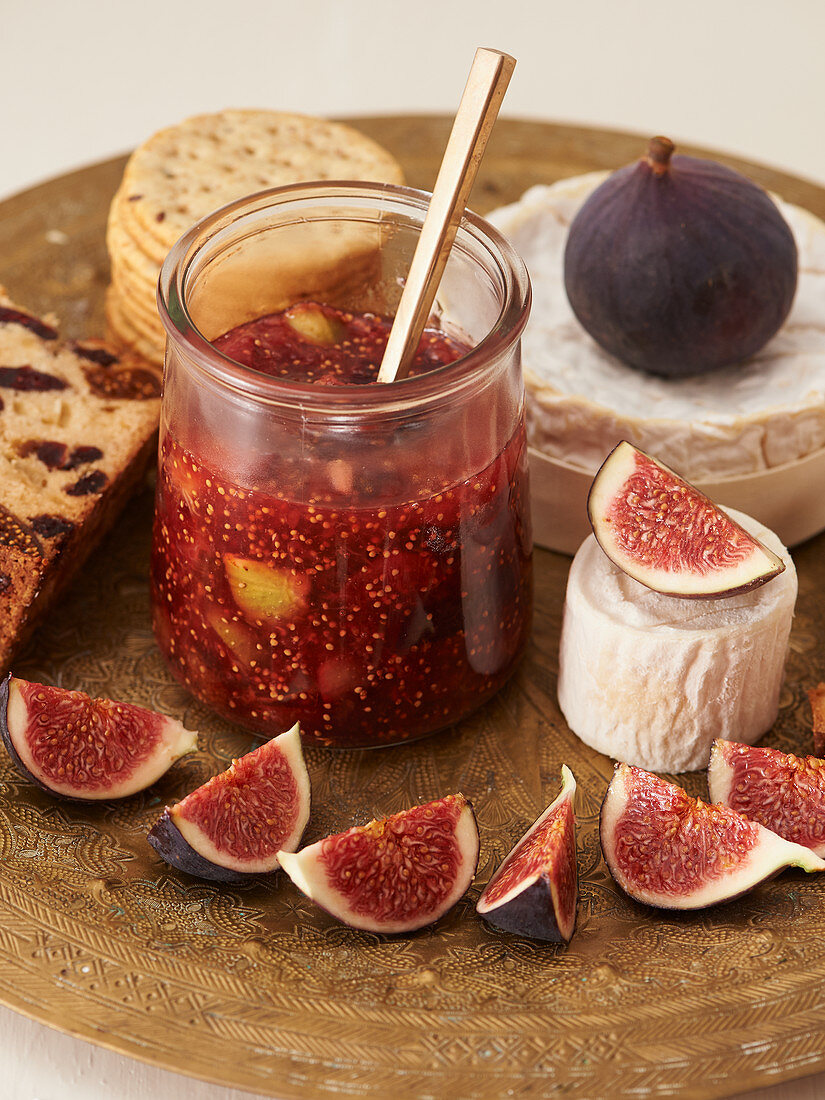 Fig jam and goat’s cheese