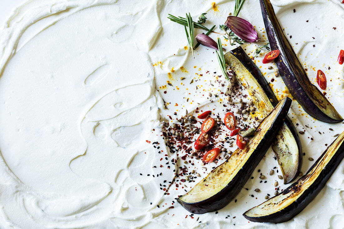 Aubergines with spices and yoghurt