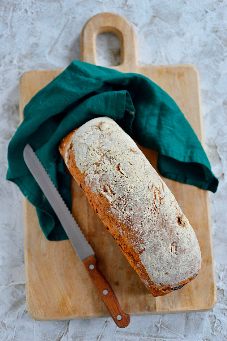 Karottenbrot mit Preiselbeeren