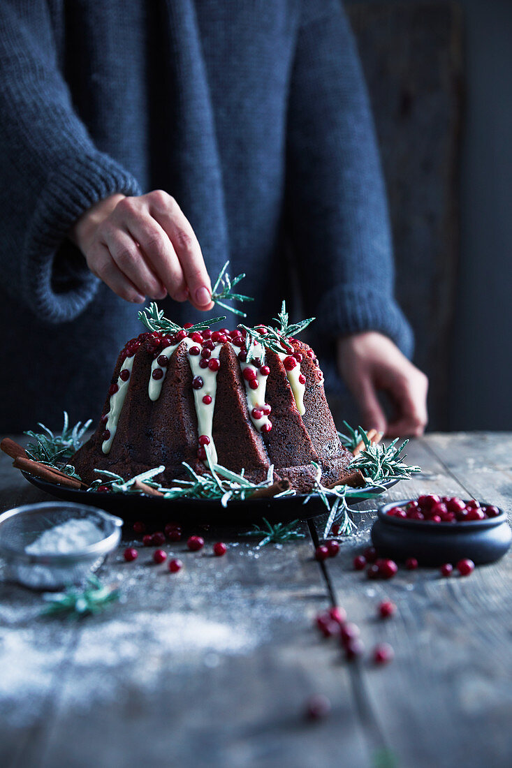 Chocolate guglhupf with vanillasauce and lingonberries