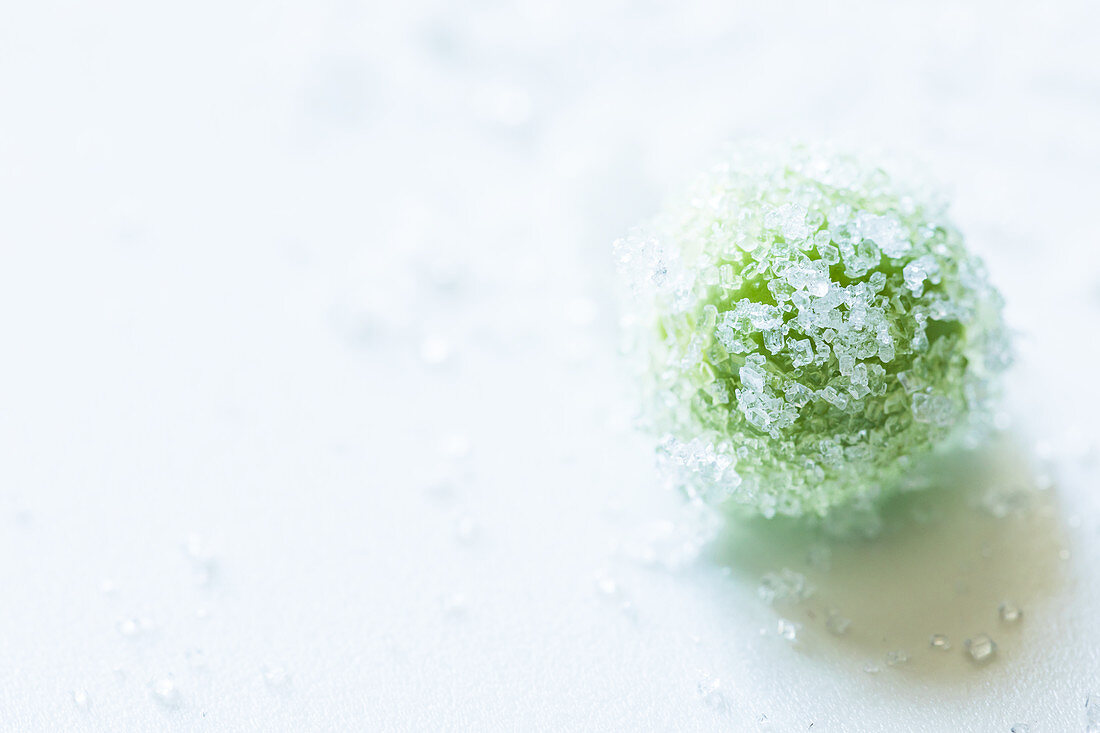 Peas with ice crystals