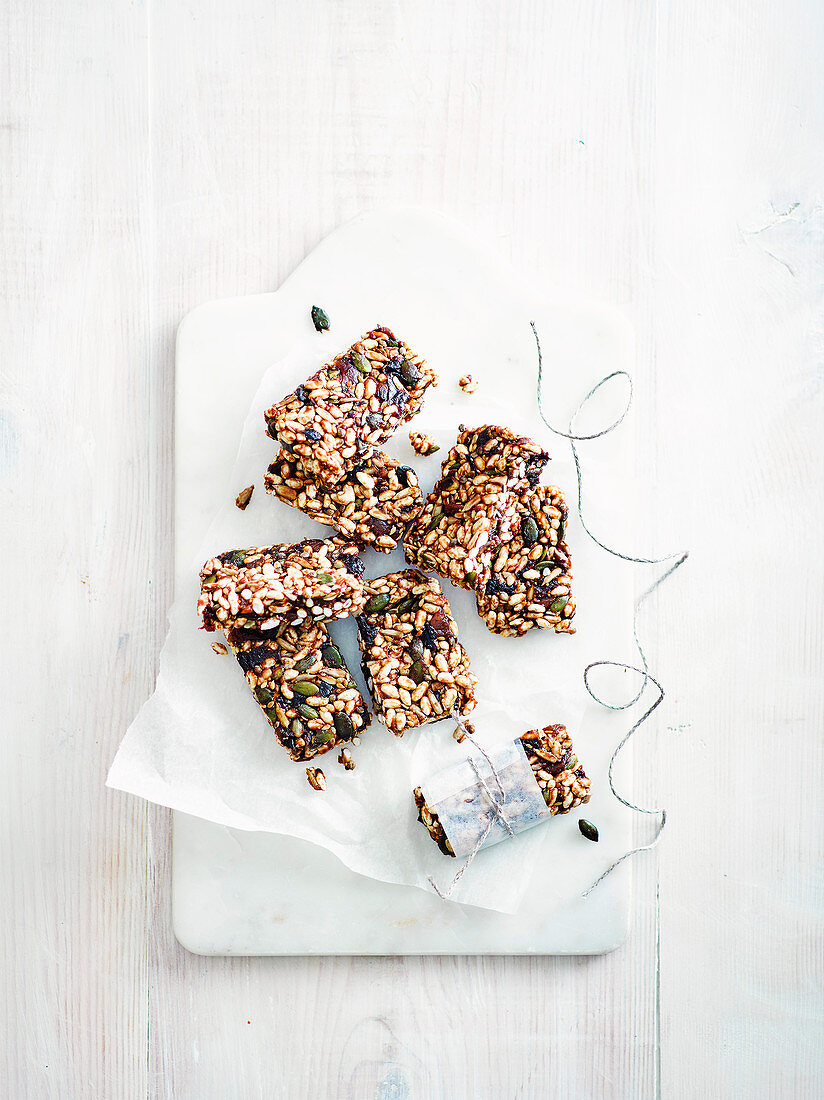 Chewy no-bake cereal bars