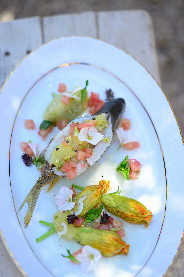 Stuffed perch with courgette flowers (Turkey)