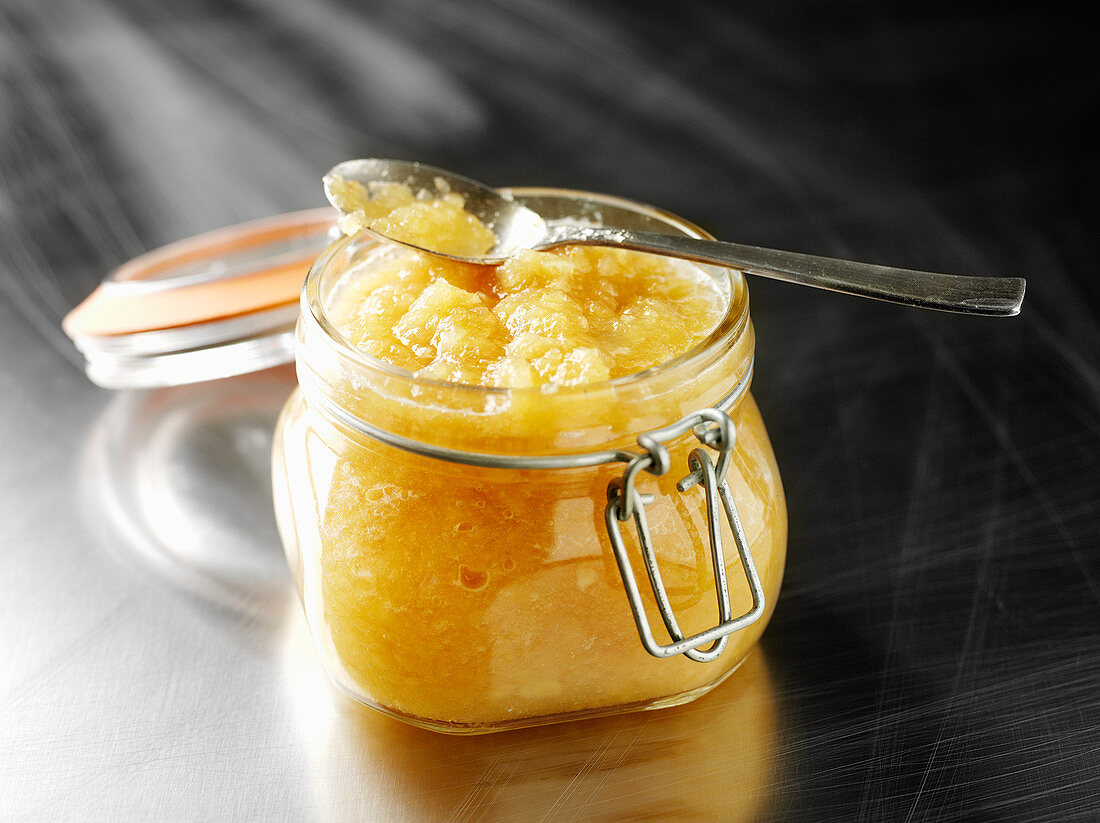 Homemade apple sauce