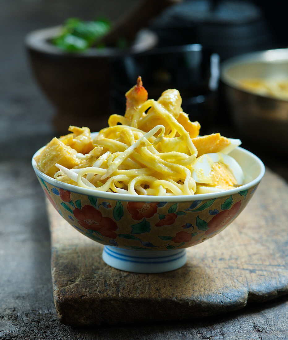 Laksa (Southeast Asian soup with rice noodles)