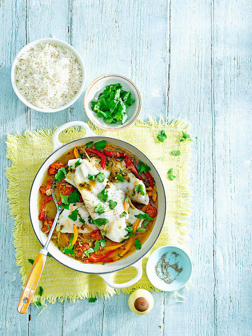 One Pan Seehechtcurry mit Reis (Kerala, Indien)