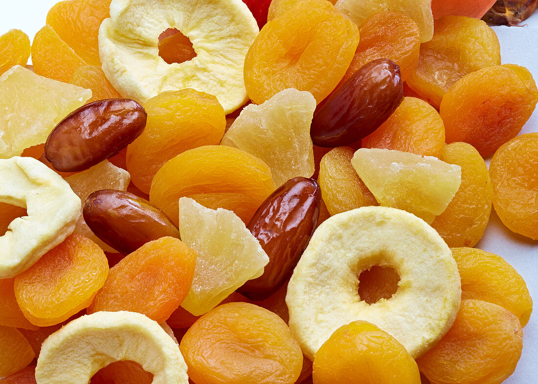 Mixed dried fruit (filling the picture)
