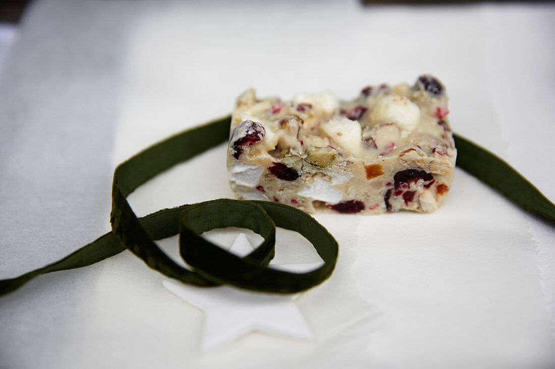 Pistachio and cranberry slices for Christmas