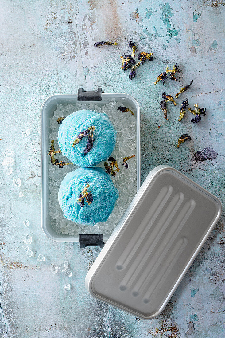 Butterfly pea ice cream with coconut milk