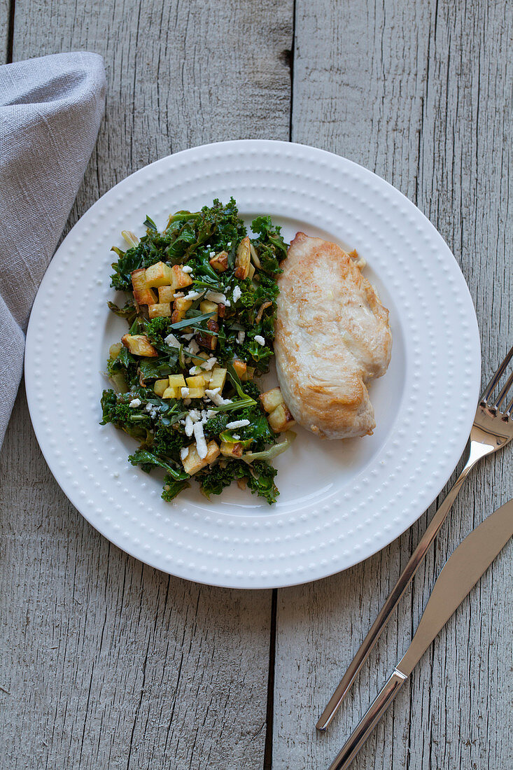 Chicken with kale salad