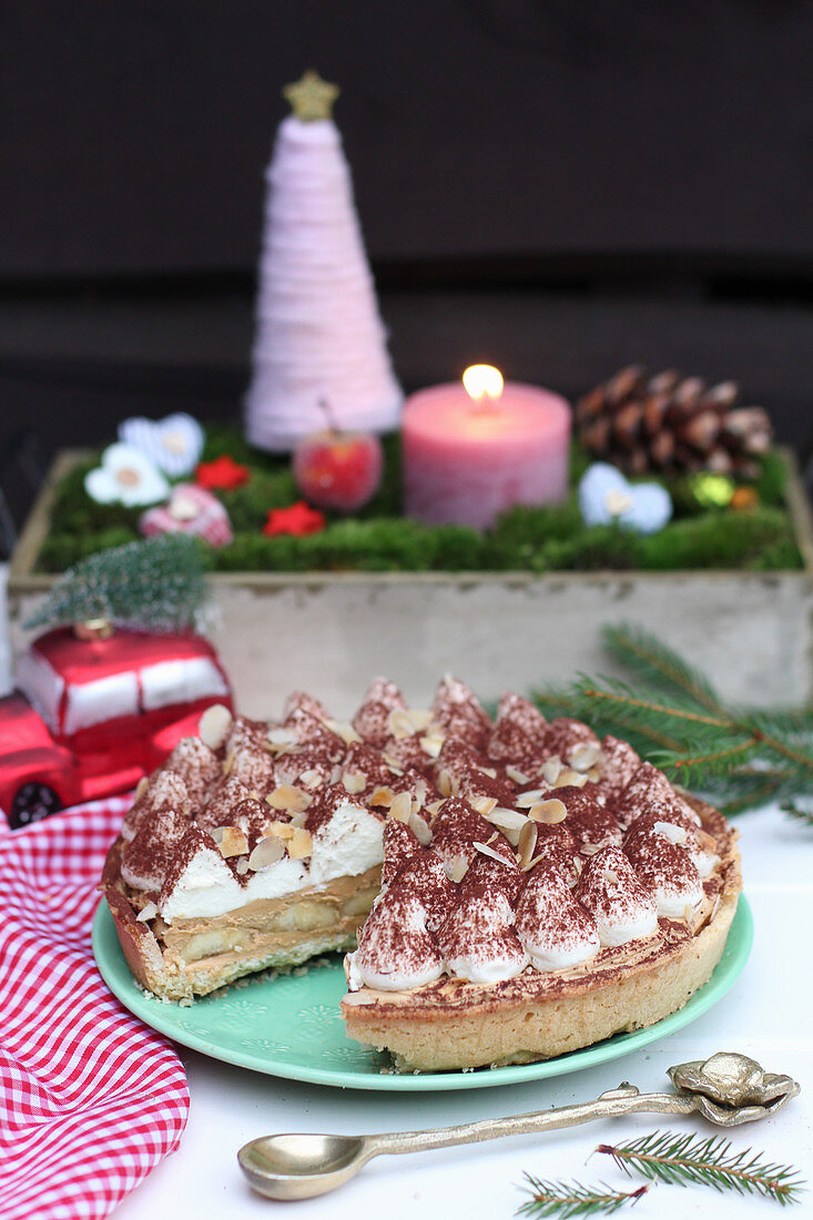 Banoffee cake for Christmas