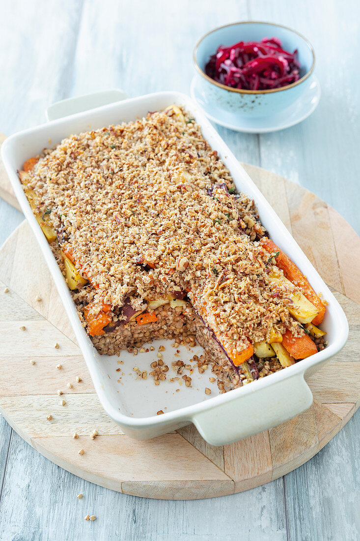 Buckwheat bake with a nut crust and beetroot salad