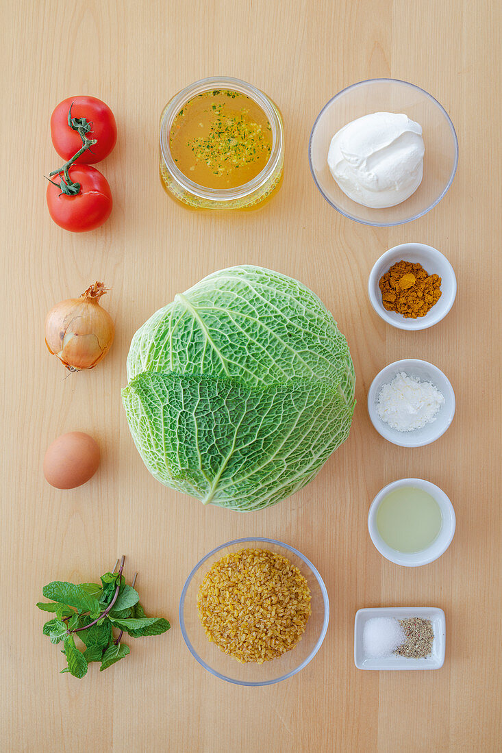 Ingredients for cabbage roulade with a bulgur filling