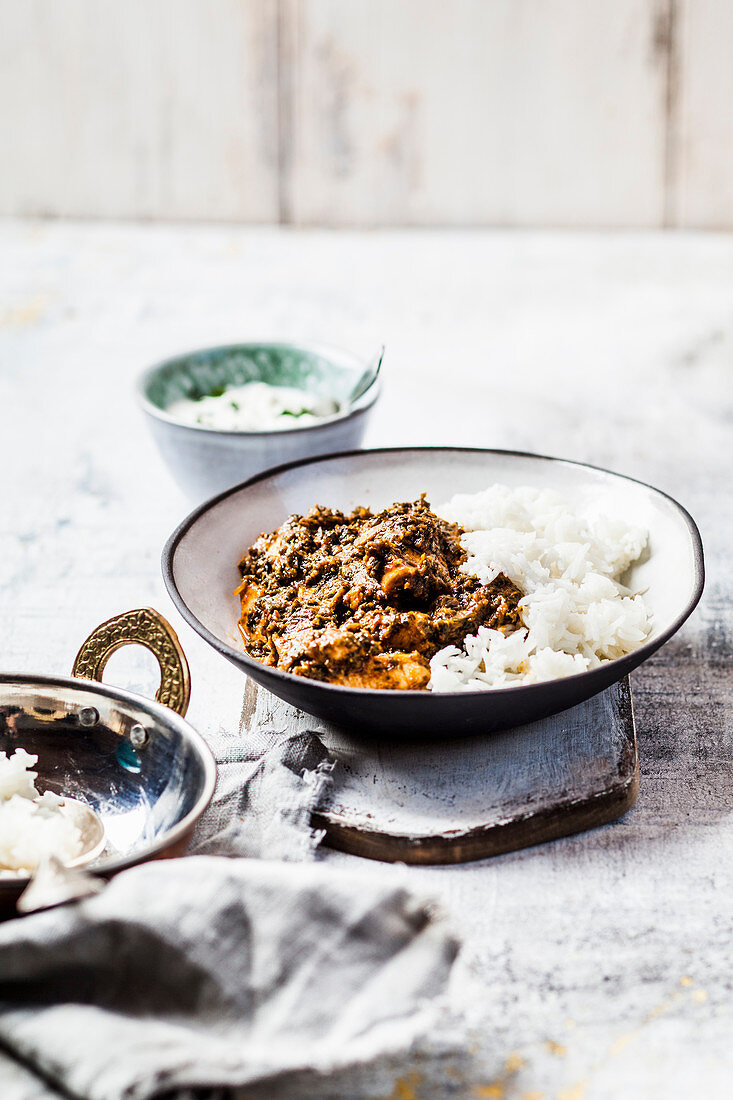 Coconut curry with chicken and kale