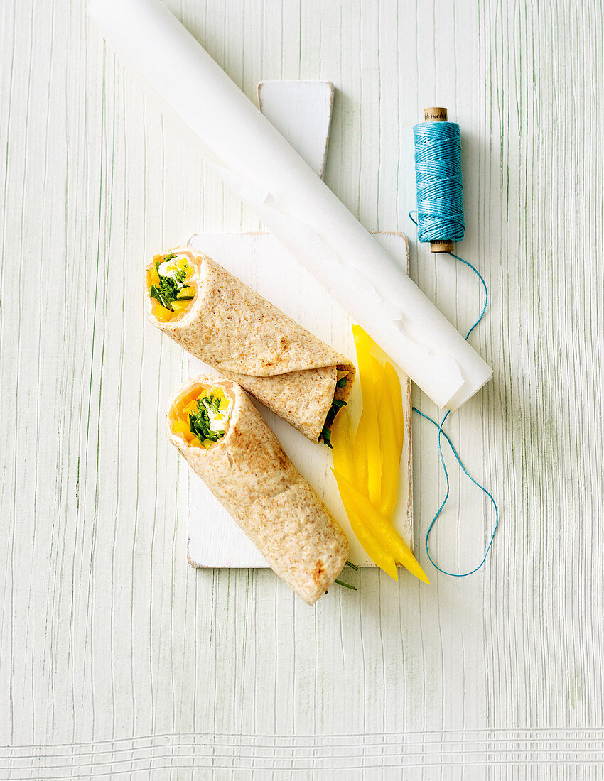 Wraps with smoked salmon and yellow pepper