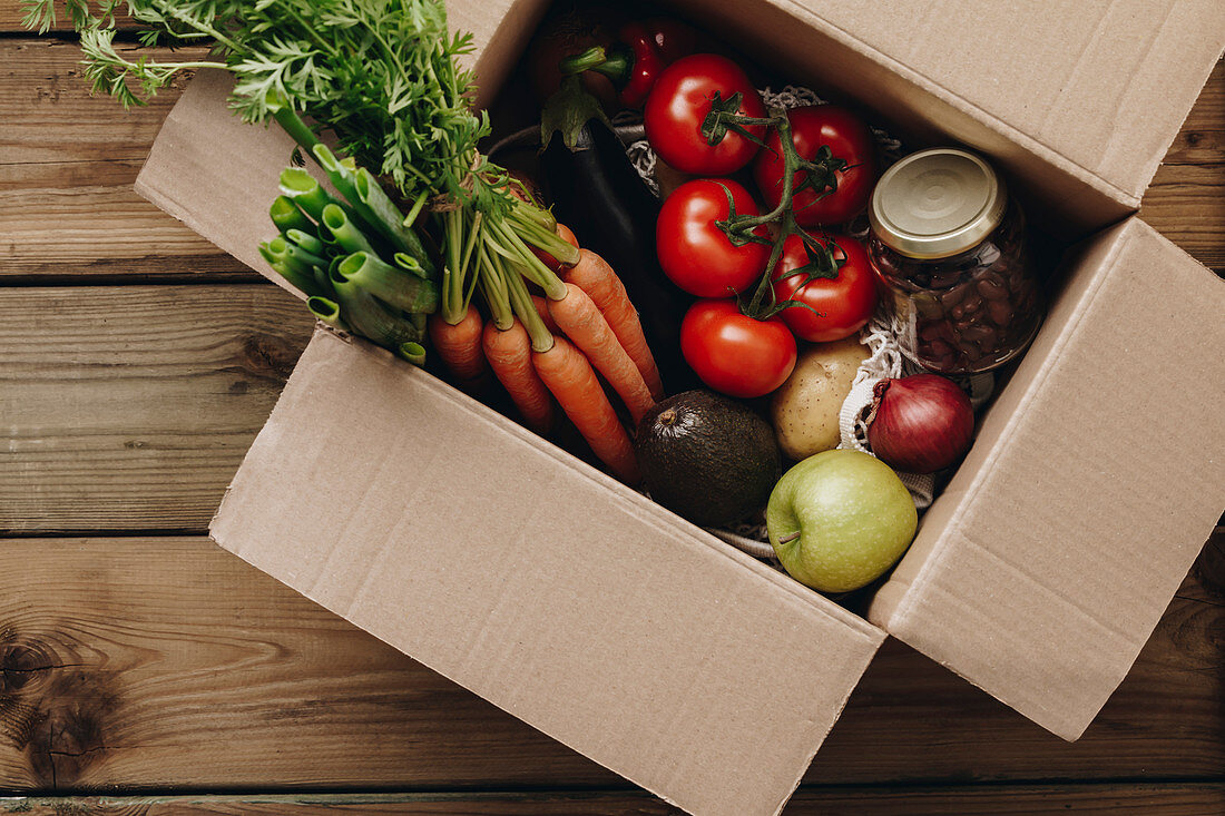 Food selection in paper box