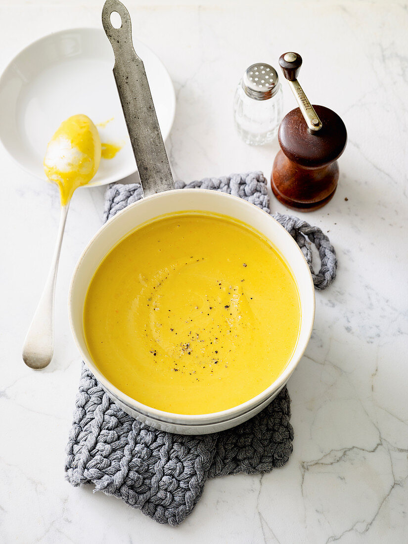 Pumpkin and lentil soup