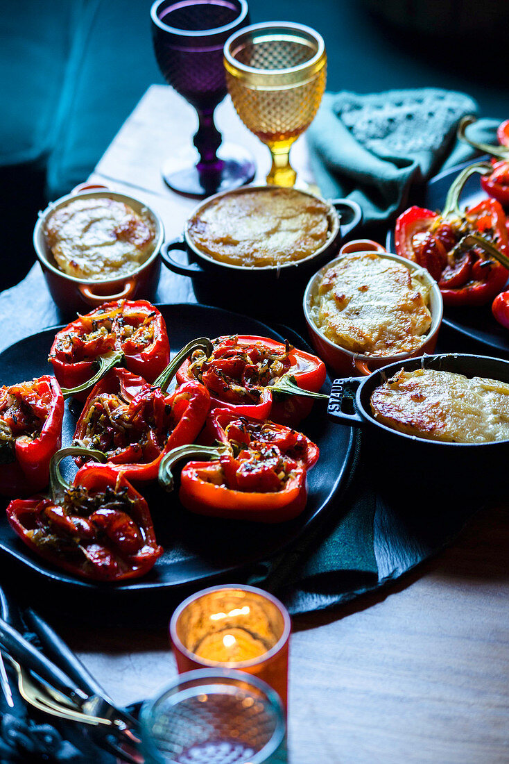 Party food: stuffed peppers and pies