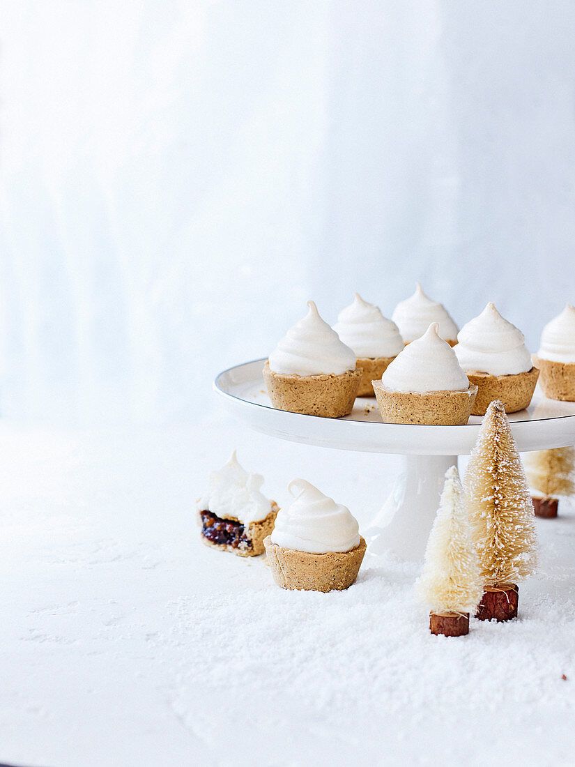 Bourbon meringue mince pies