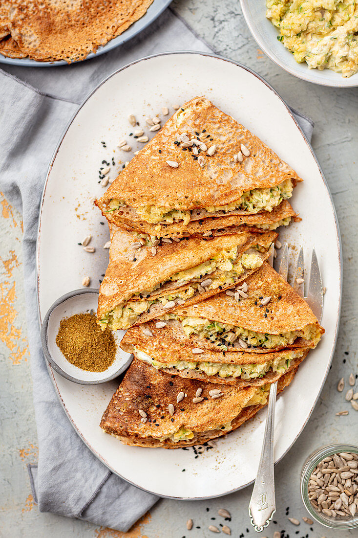 Pfannkuchen mit Zucchini und Linsen