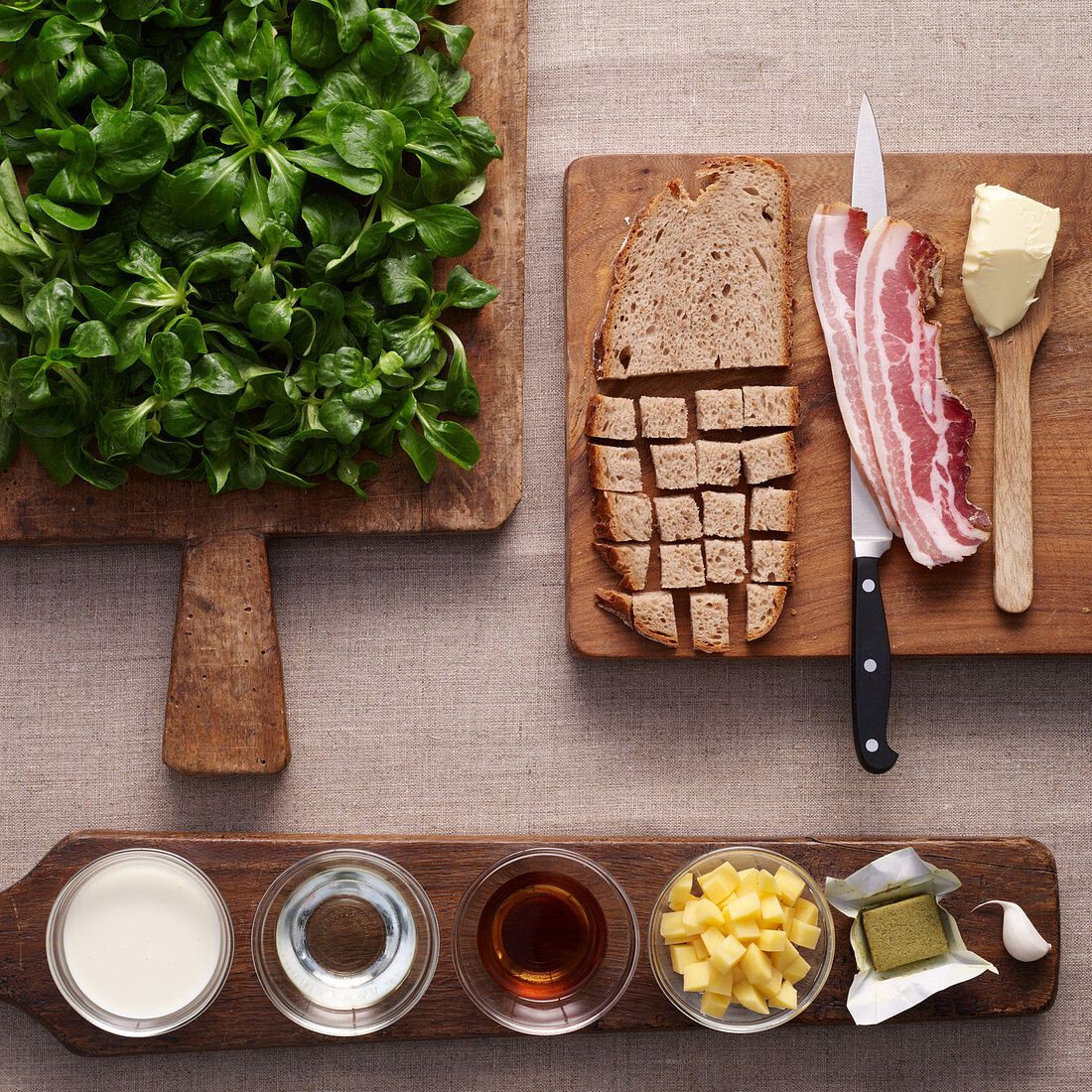 Ingredients for lamb's lettuce with potato dressing