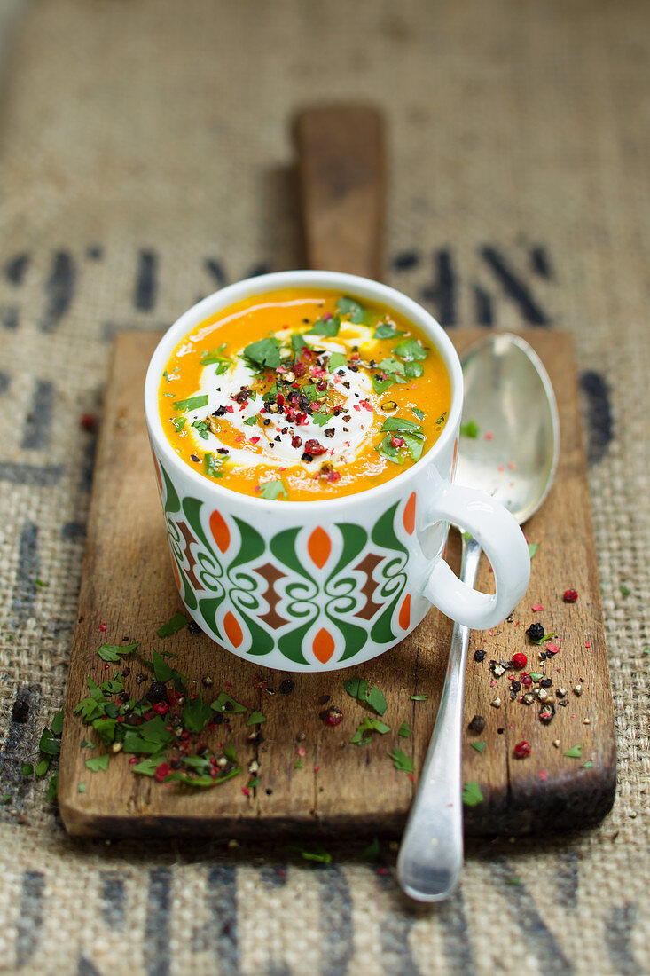 Vegan carrot and ginger soup
