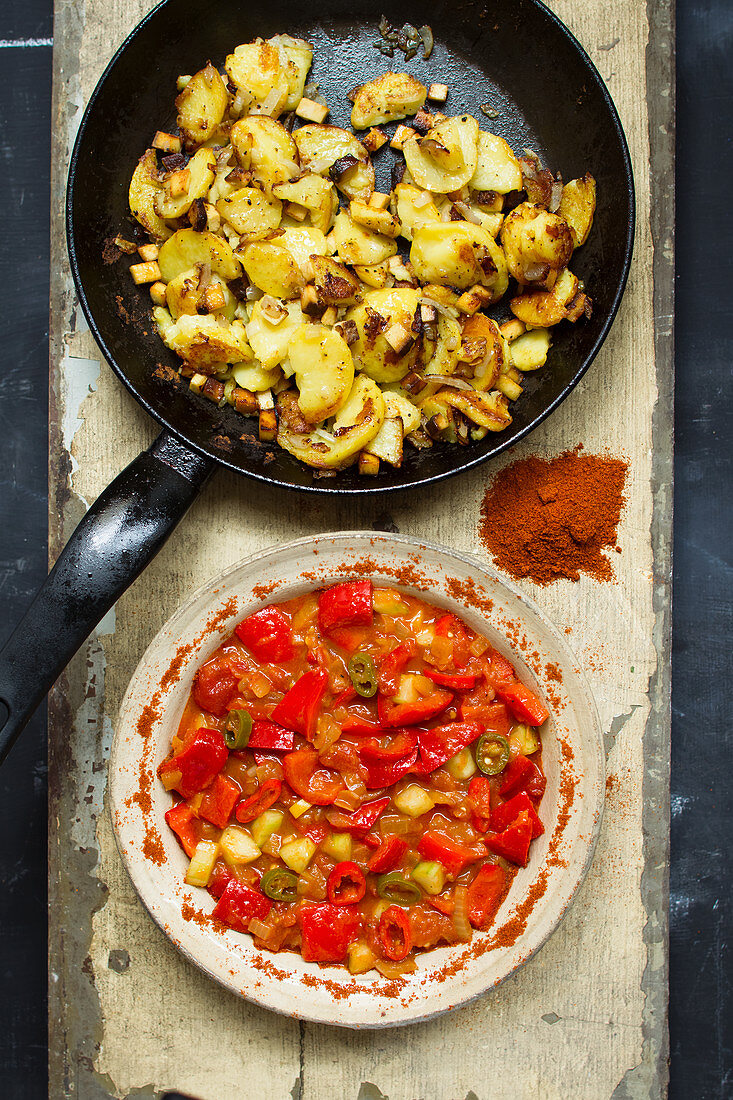 Paprikagemüse mit Bratkartoffeln