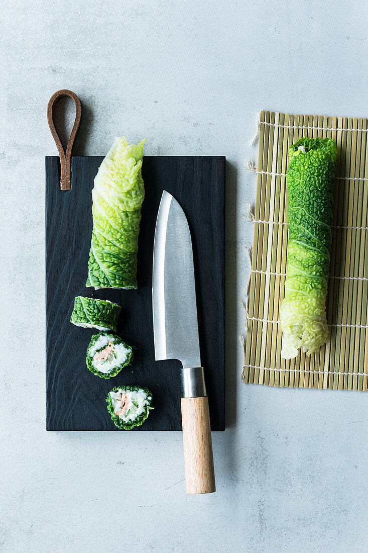 Savoy cabbage sushi