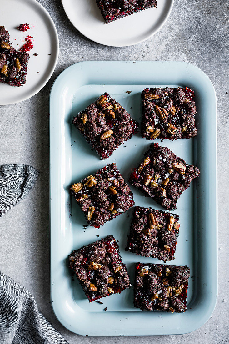 Gluten free cocoa cranberry crumble bars