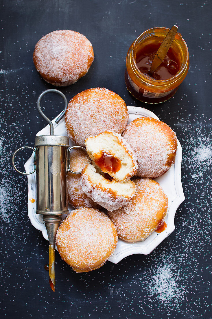 Donuts with rosehip jam