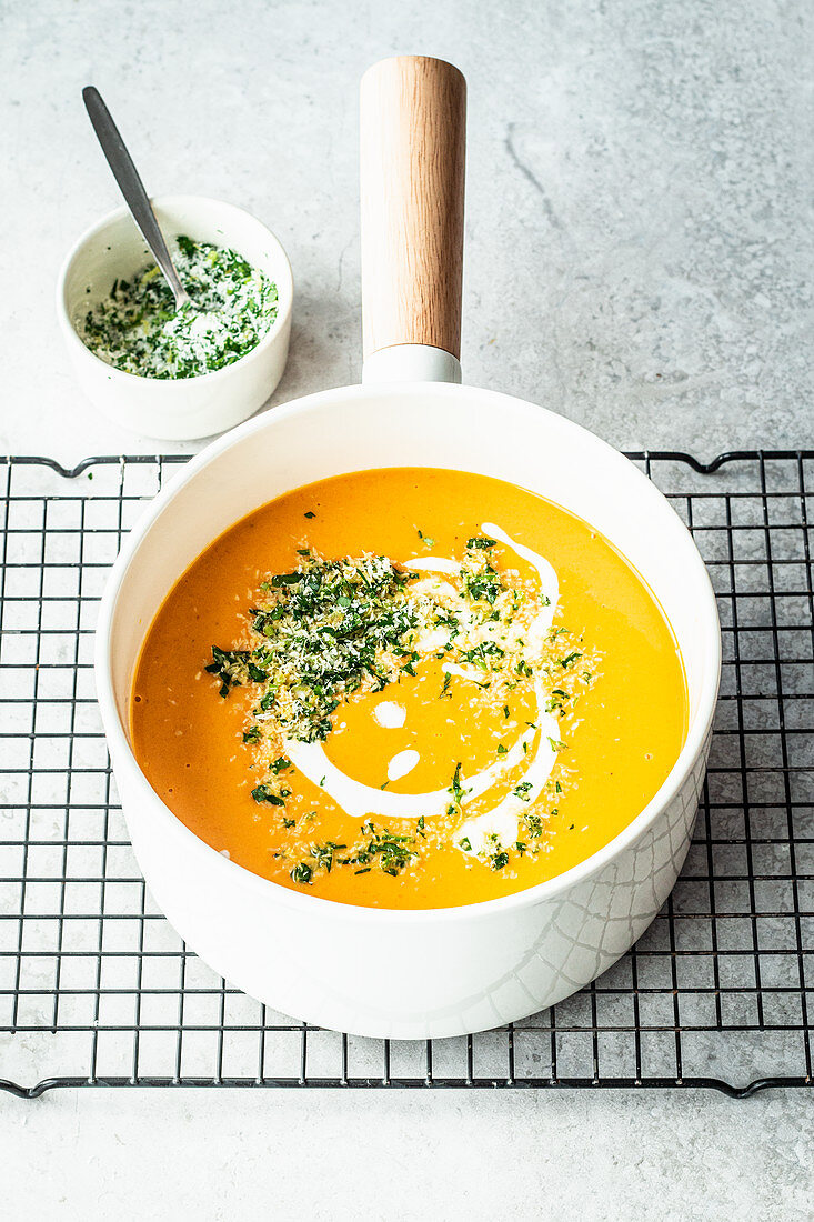 Carrot soup with ginger and coconut milk
