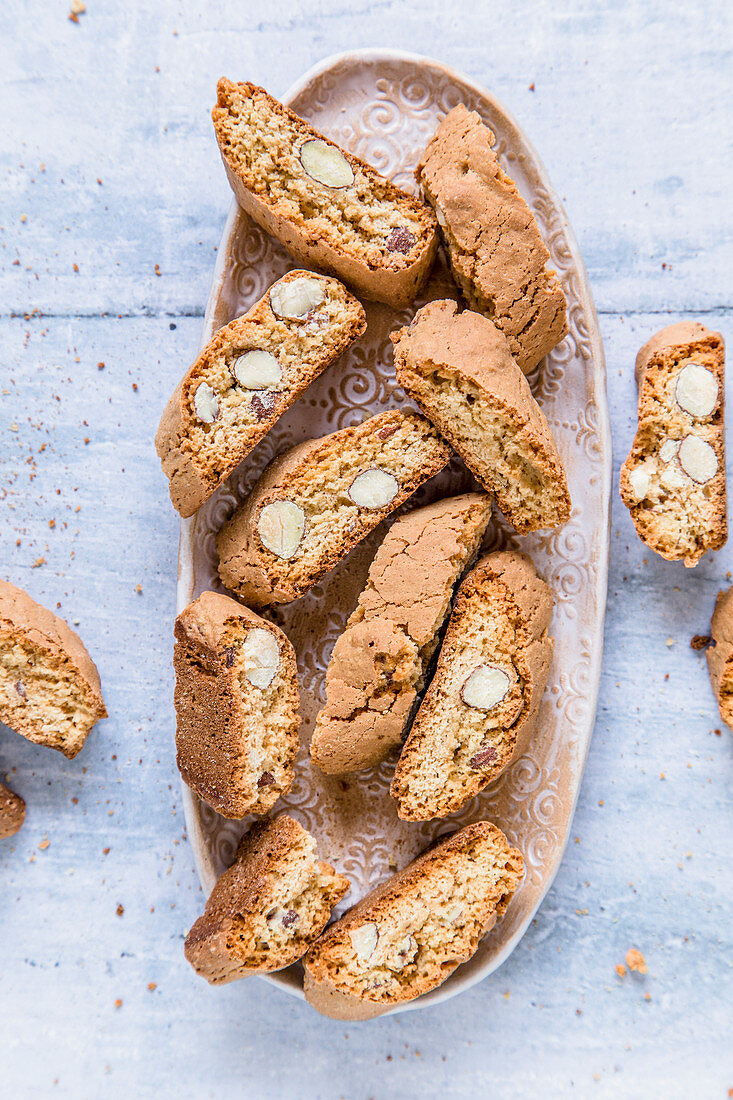 Italian biscotti with almonds