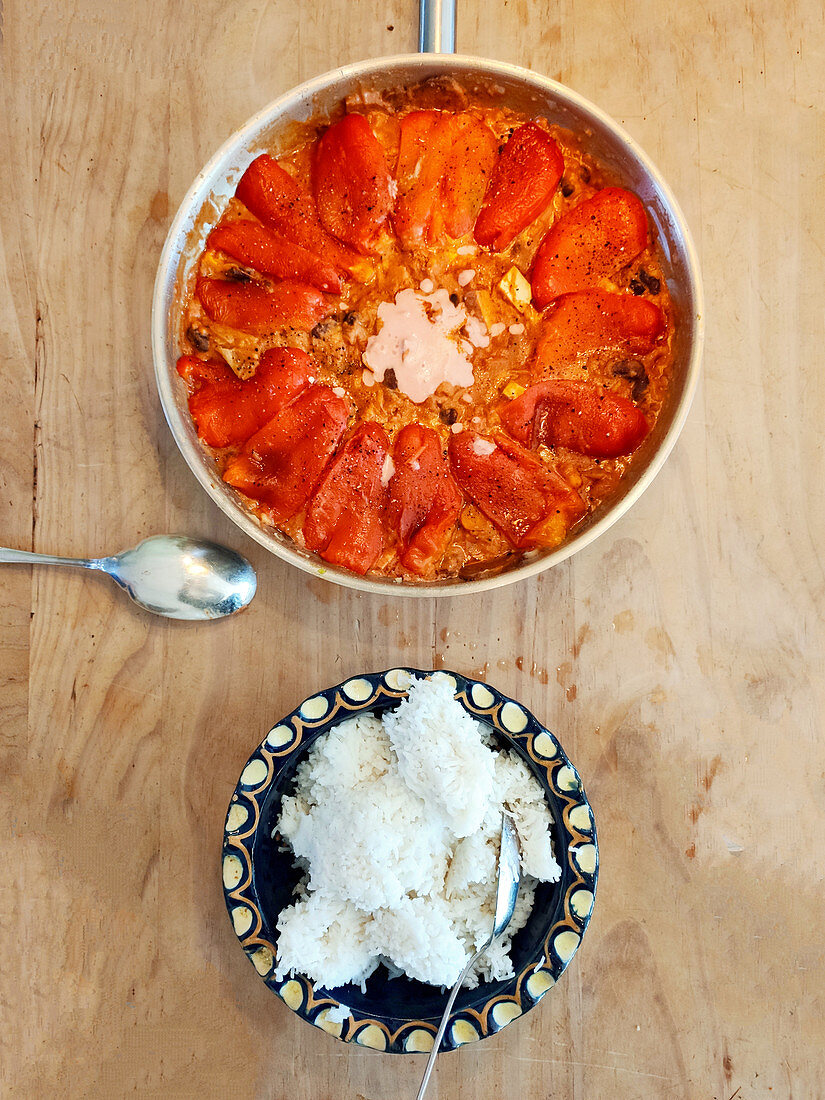 Paprika-Bohnen-Pfanne mit Reis