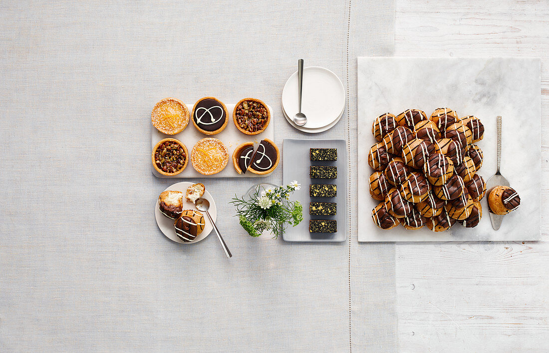 Tartelettes und Profiteroles