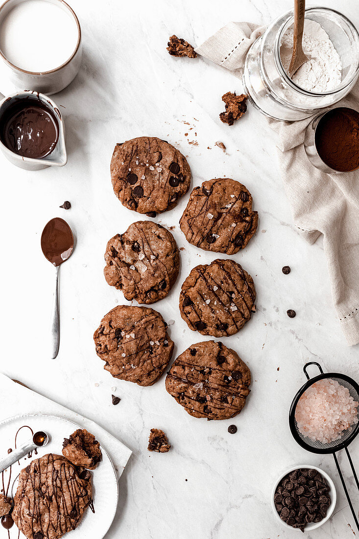 Large Chocolate Cookies