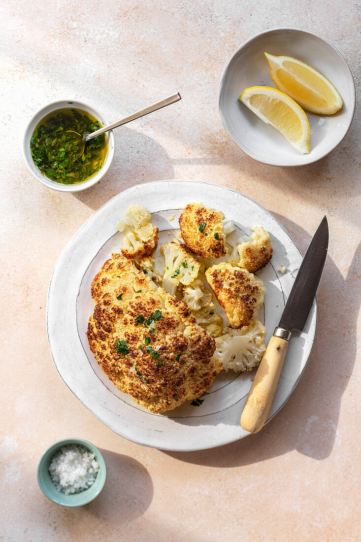 Gebratener Blumenkohl mit Petersilienvinaigrette