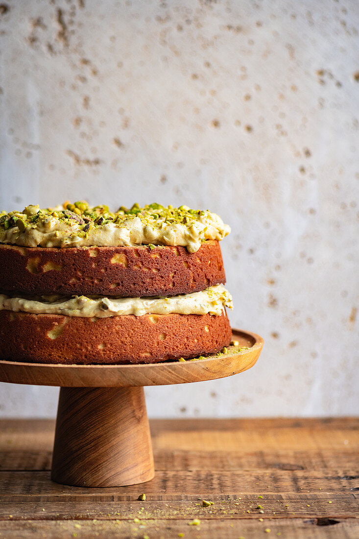 Glutenfreier Zitronen-Mandel-Kuchen mit Pistaziencreme