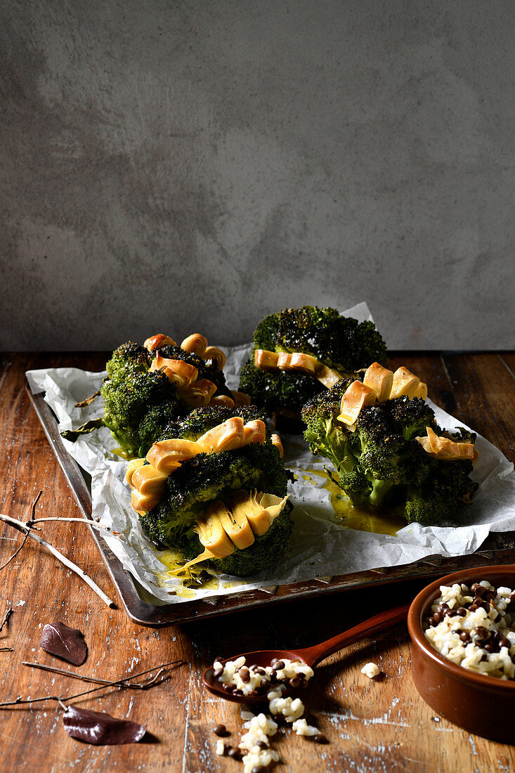 Baked broccoli and tofu with brown rice and lentils