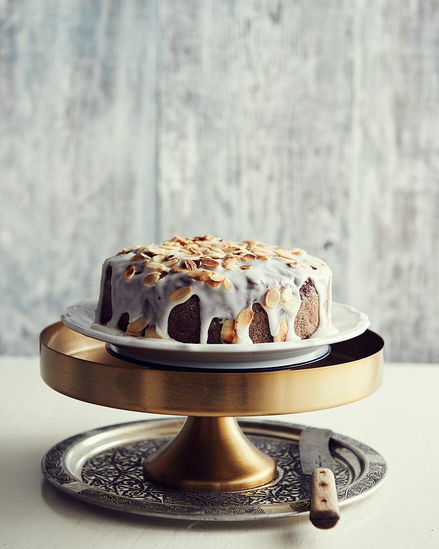 Ticino bread cake