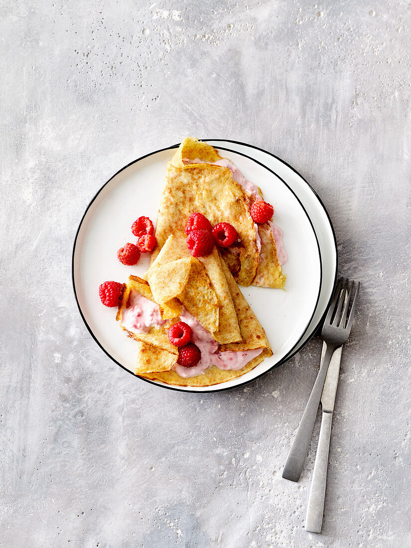 Crepes mit Himbeerquark